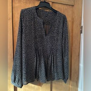 Ann Taylor Sz L Blouse